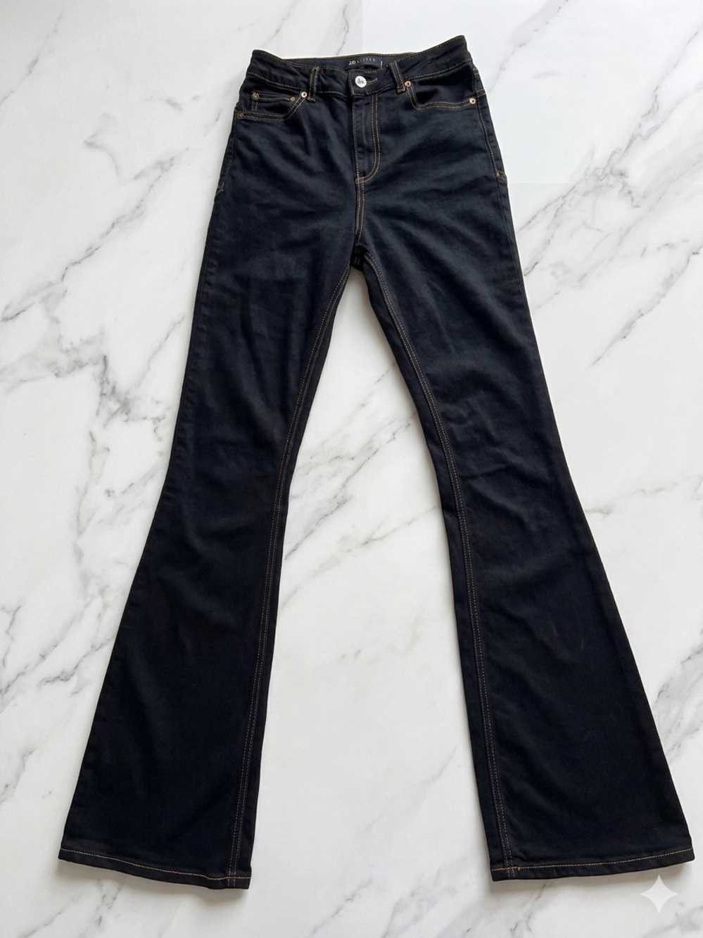 ASOS Design Black Fit & Flare Modern Chic Jeans Size 26/32